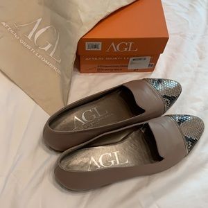 AGL Marble Taupe Cap Toe Leather Flats